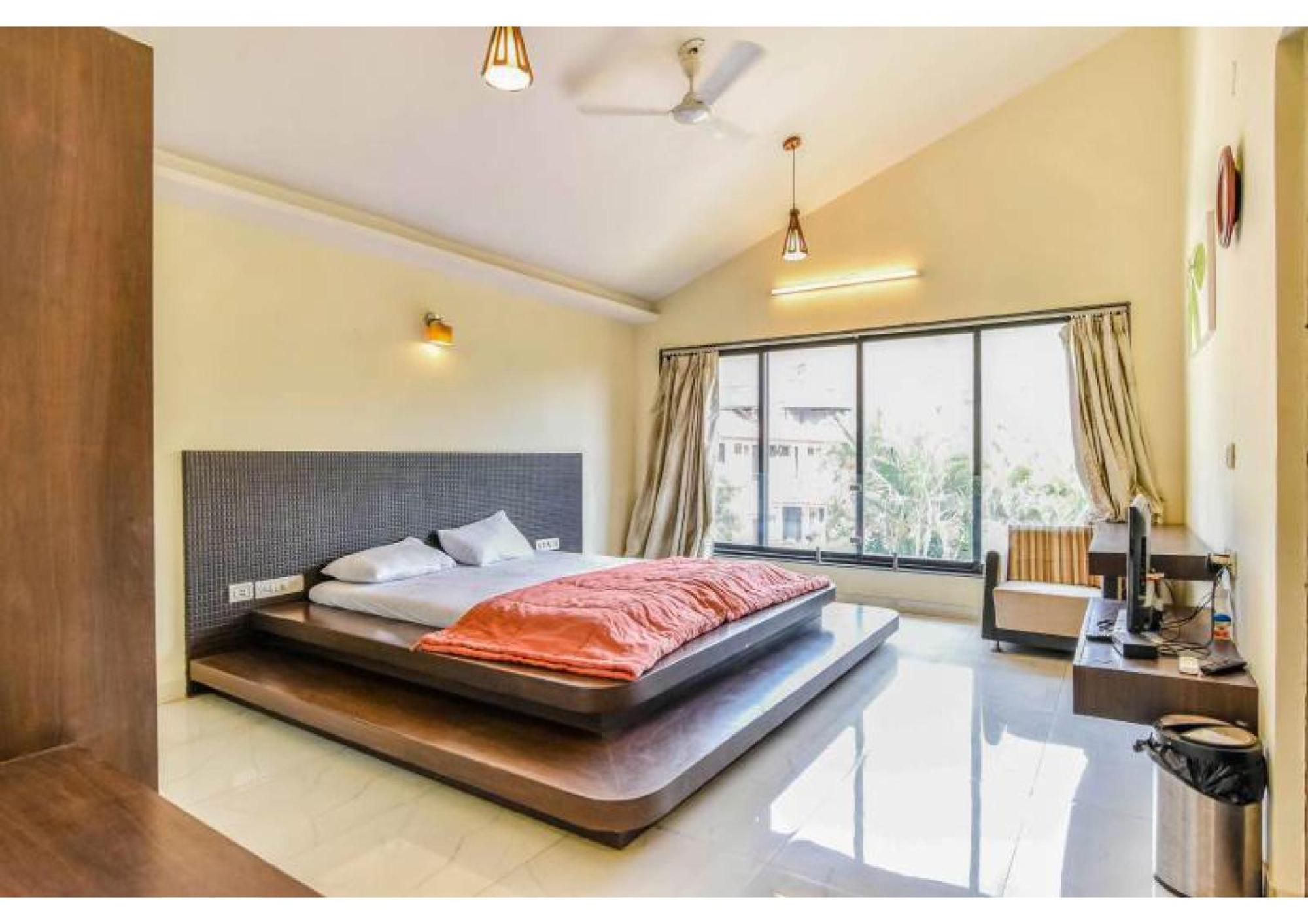 Alison Villa Lonavala Exterior photo